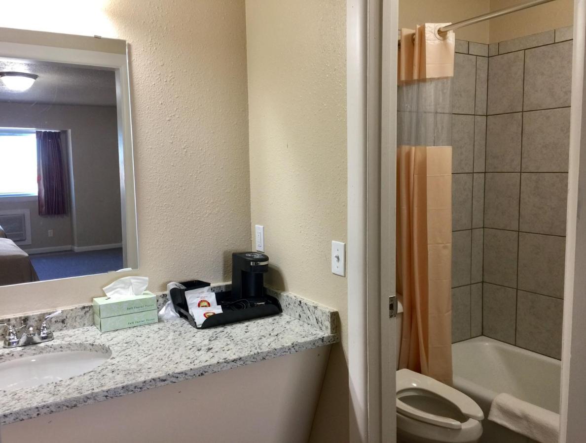 Downtown Motel Woodward Extérieur photo